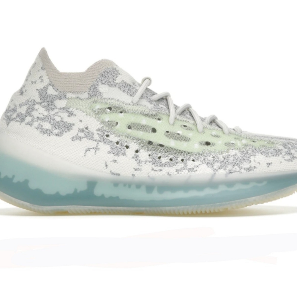 Yeezy boost 380 Alien Blue